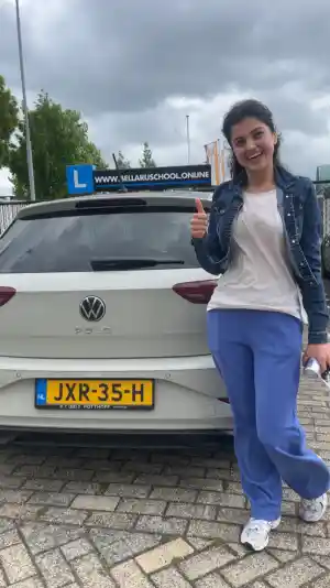 rijschool_westervoort_Rijschool_Bella_2.jpg