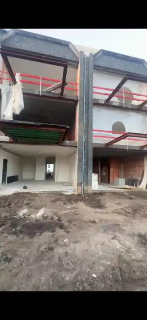 Pleisterwerk en tegel.jpg