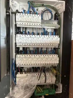 elektricien_avelgem-outrijve_delotech_2.jpg