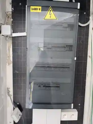 laadpalen_sint-niklaas-nieuwkerken-waas_Azim_Electech_4.jpg