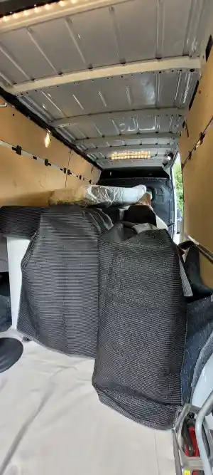 umzugsunternehmen_gie%C3%9Fen_MiniCargoCar,_Umzüge,_Entrümpelung,_Wohnungsauflösung,_Haushaltsauflösung,_Sperrmüll-Abholung,_Abrissarbeiten,_Entsorgung_5.jpg