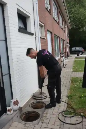 loodgieter_ninove_Toro_Ontstoppingen_&_Debouchages_BV_2.jpg