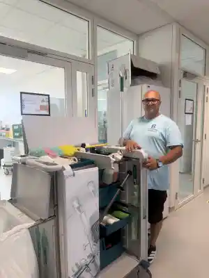 glazenwasser_gent-oostakker_BLM-CLEANING.BE_2.jpg