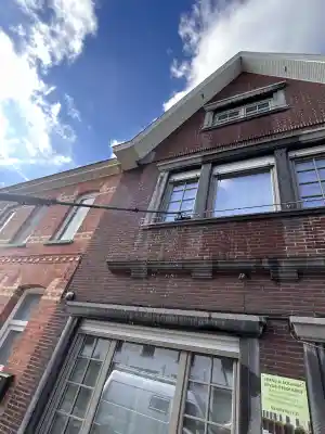 Reiniging ramen en zonnepanelen Waregem.jpg
