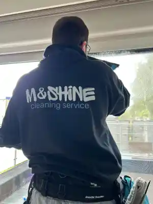 glazenwasser_waregem_M&Shine_4.jpg
