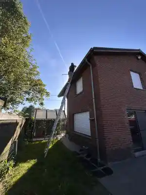 Schoonmaak Zonnepanelen..jpg