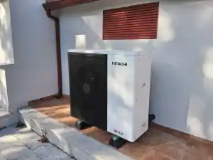 Instalación de aerotermia en Moaña.jpg