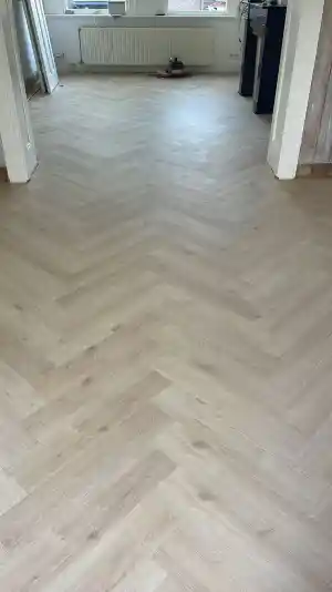 vloerlegger_aalst_Vloerlegservice_4.jpg