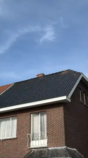 dakdekker_dilsen-stokkem-stokkem_Ironedgedesign_6.jpg