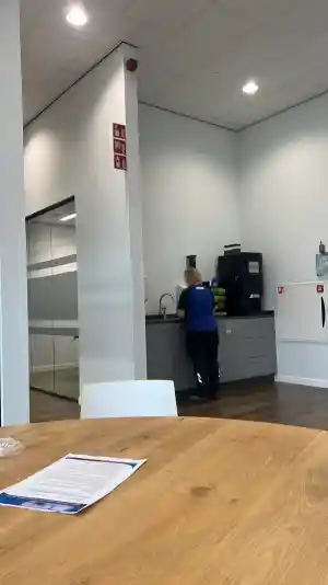 Bedrijf schoonmaken .jpg
