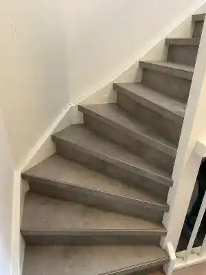 Trappen betonlook.jpg