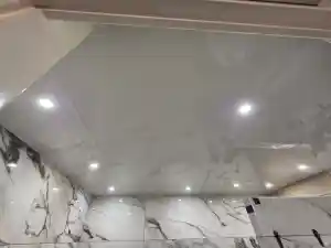 Badkamer renovatie. Oude badkamer verwijderen daarna nieuwe realiseren.jpg