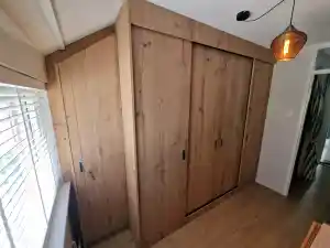 Maatwerk garderobekast .jpg