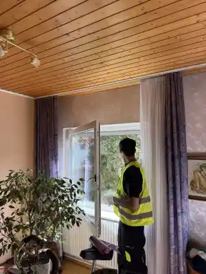 Fensterreinigung.jpg