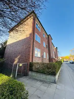 Ausbau des Dachgeschosses (2 WE) und Herstellung von 3 Stellplätzen.jpg