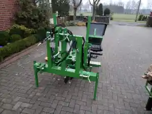 metallbauer_glandorf_Fahrzeug-_&_Sondermaschinenbau_Fabian_Wesselkock_4.jpg