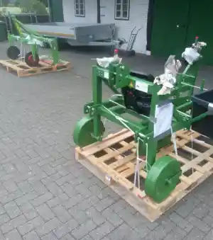 metallbauer_glandorf_Fahrzeug-_&_Sondermaschinenbau_Fabian_Wesselkock_2.jpg