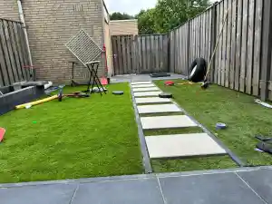 klusjesman_broek-op-langedijk_Gladtouch_2.jpg