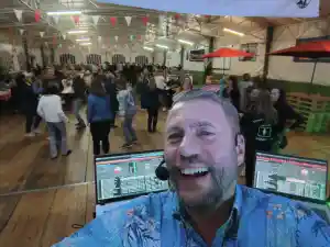 dj_kassel_DJ_Sascha_Einzelunternehmer__3.jpg