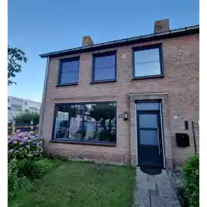 Kg bouw kozijnen.jpg