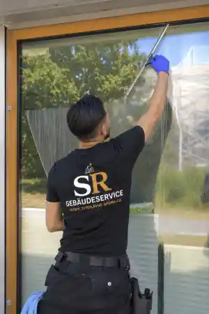 Fensterreinigung .jpg