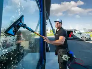 glazenwasser_wortegem-petegem-elsegem_ADwindowcleaning__4.jpg