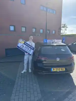rijschool_amsterdam_Rijschool_Ayaz_2.jpg
