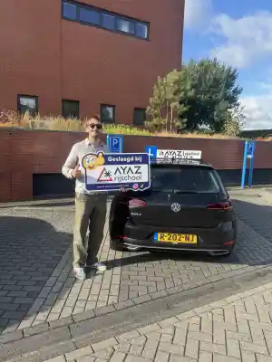 rijschool_amsterdam_Rijschool_Ayaz_4.jpg