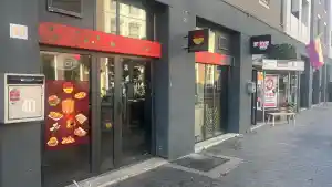 Restaurant happy eat .jpg
