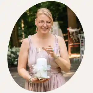 freie-redner_wolfsburg_Nicole_Maass_Zertifizierte_Freie_Rednerin_(IHK)_&_Künstlerin_2.jpg