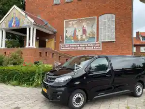 uitvaartverzorger_rotterdam_Repatriëring_en_Sober_en_Stijl_Uitvaarten_2.jpg