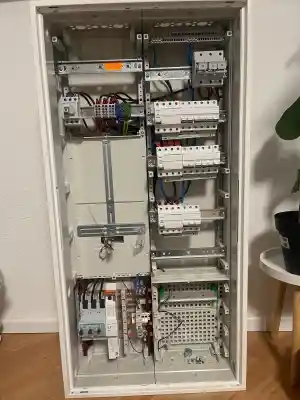 ladestation_hamburg-tonndorf_Elektro_Swif_Hamburg_7.jpg