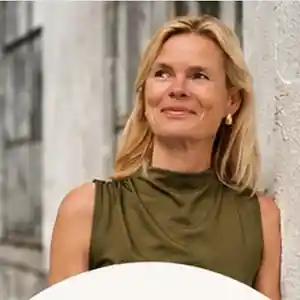 susan stavenuiter.jpg