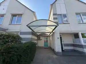 stratenmaker_zoetermeer_Overkapping_en_Tuinaanleg_Luijten_3.jpg