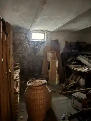 Entrümplung keller.jpg