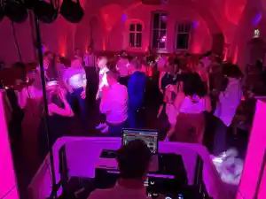 dj_geisenhausen_Der_Hochzeits-DJ_Bayern_3.jpg