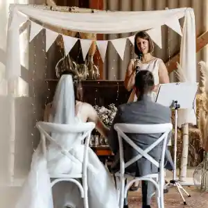 freie-redner_glattbach_YOUR_MOMENT_Weddings_-_Hochzeitsplanung_&_Freie_Trauung_-_Hochzeitsplanerin_&_Freie_Rednerin_Sandra_Sauer_5.jpg