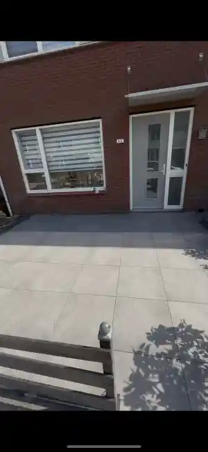 stratenmaker_purmerend_Laclé_bestratingen_2.jpg