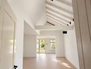 Stucwerk complete woning Beerze.jpg