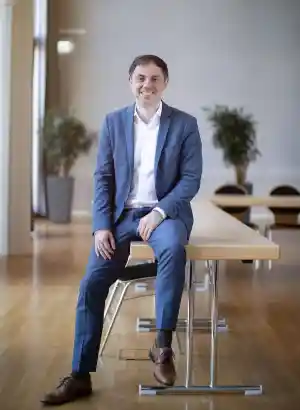 steuerberater_haan_Kanzlei_Miklis_Tax_GmbH_StBG_2.jpg