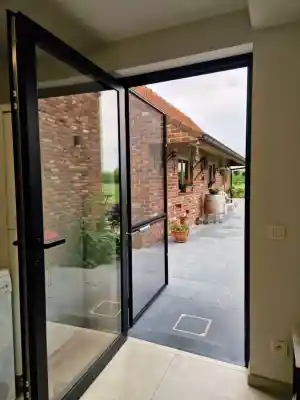 zonwering_kortrijk-heule_decoraam_3.jpg