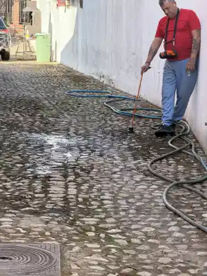 pintor_santovenia-de-pisuerga_REPARACIONES_Y_DESATASCOS_MARVALL_7.jpg