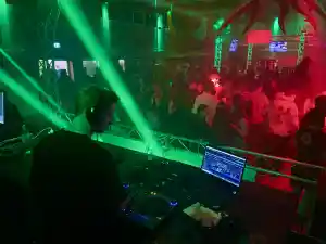 dj_rheda-wiedenbr%C3%BCck_Dj_Sam_2.jpg