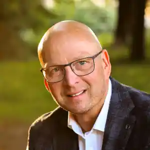 Bas Poelstra Uitvaarten.jpg