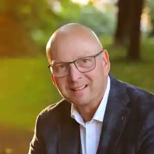 Bas Poelstra Uitvaarten.jpg