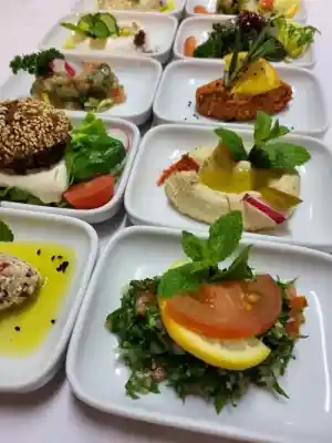 catering_hamburg-rotherbaum_Restaurant_Békaa_3.jpg