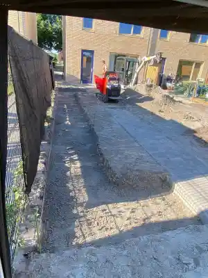 stratenmaker_uithuizermeeden_H.ytsma_stratenmaker_en_grondwerk_5.jpg