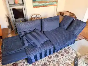 Sofa neu überzogen.jpg