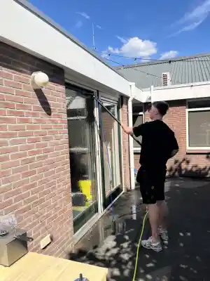 schoonmaakbedrijf_emmen_Schoonmaakbedrijf_Tiemens_4.jpg