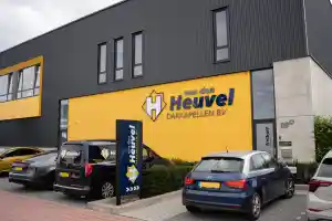 Van den Heuvel dakkapellen b.v.jpg